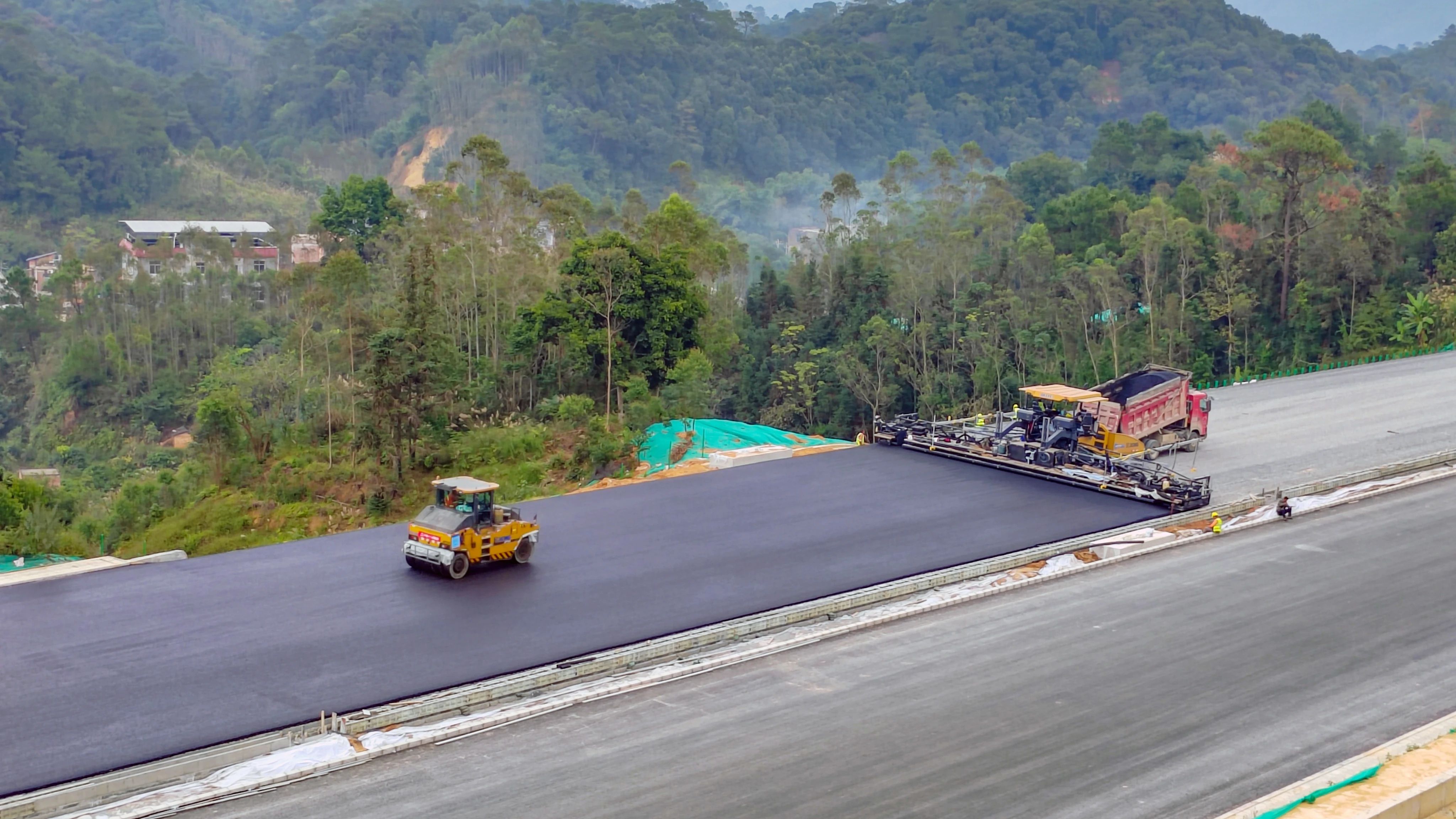 又一高速公路大项目，闪耀“77779193永利金”！