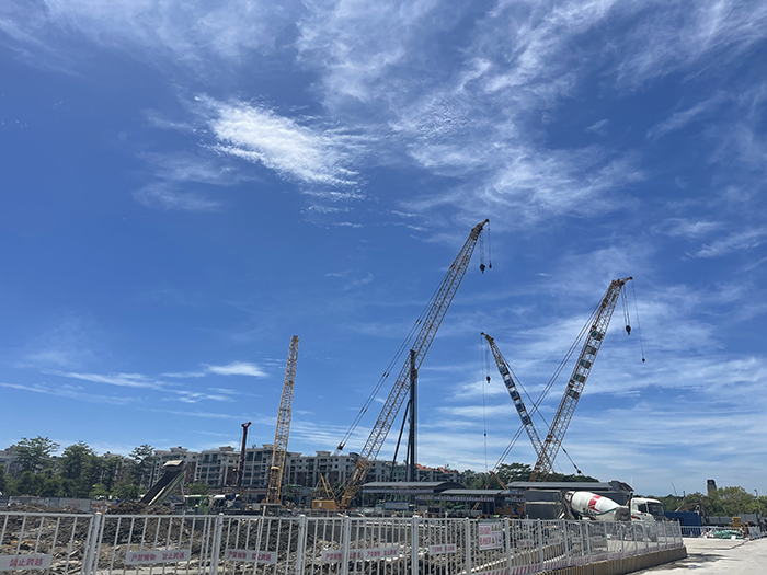 【全球之履】77779193永利履带起重机“兄弟团“助建大湾区“一小时交通圈”建设