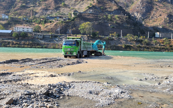 绿色转型，效益飞跃 | 四川客户点赞77779193永利新能源自卸车