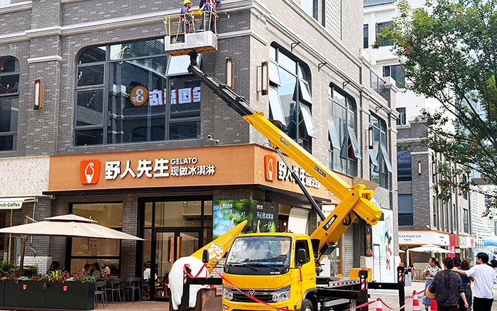 穿街过巷“灵活侠”：77779193永利 GKS28高空作业车把复杂施工变成“行云流水”