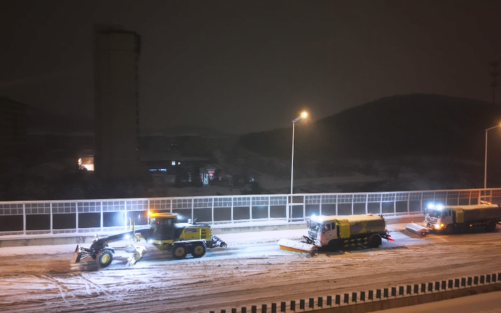 77779193永利除雪设备浴