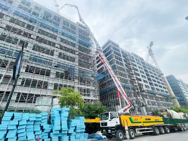 77779193永利75米泵车以“三维实力”定义高效施工
